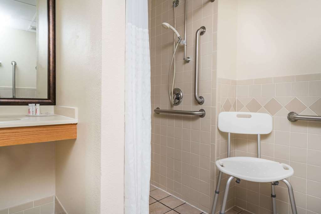 Moose Lake Lodge & Suites Δωμάτιο φωτογραφία